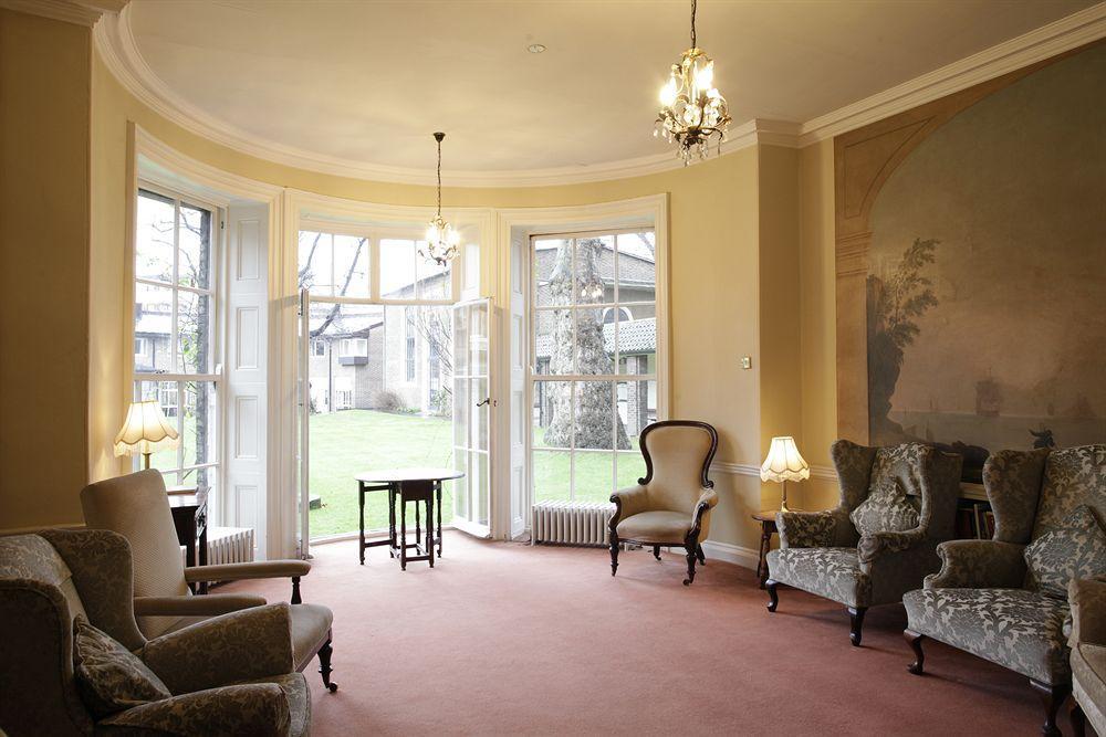 Отель The Royal Foundation Of St Katharine 3*