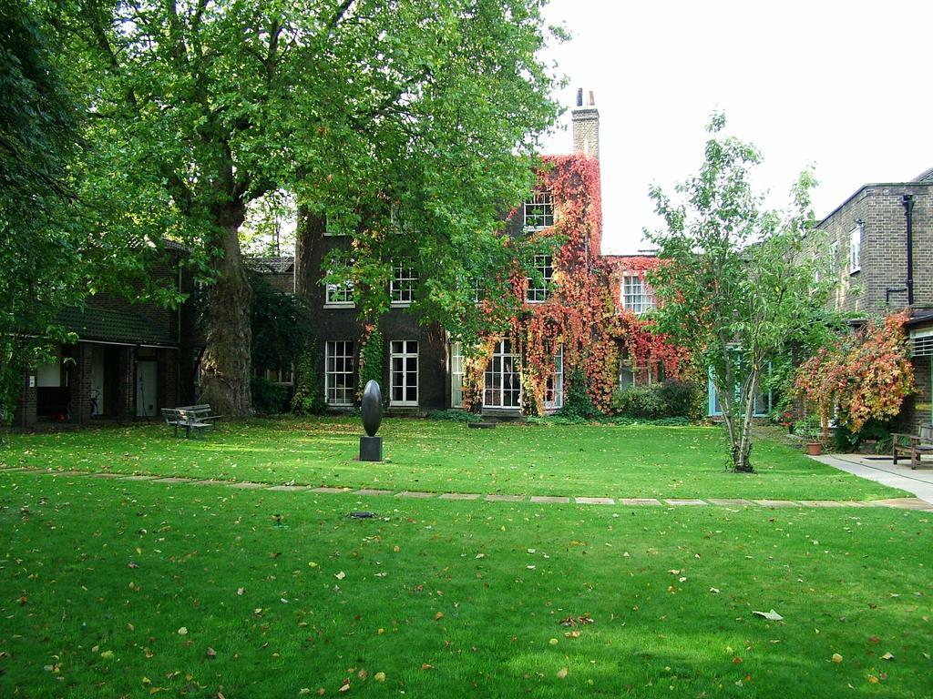 Отель The Royal Foundation Of St Katharine Лондон